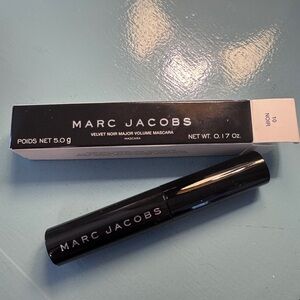 Marc Jacobs Velvet 10 Noir Major Volume Mascara Black